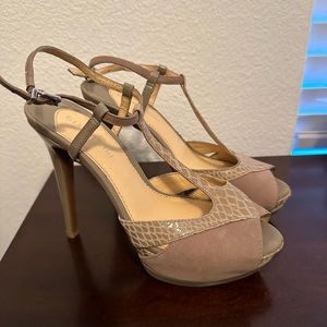 Gianni Bini Nude Platform Dress Sandals Size 7